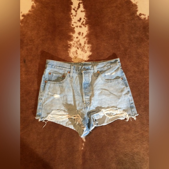 Levi's button fly light washed shorts 
size 29 - Picture 1 of 7